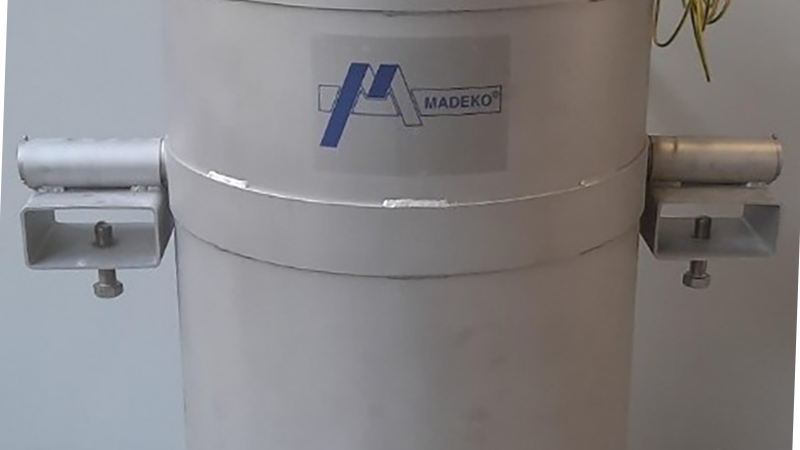 Opzuigen van straalgrit